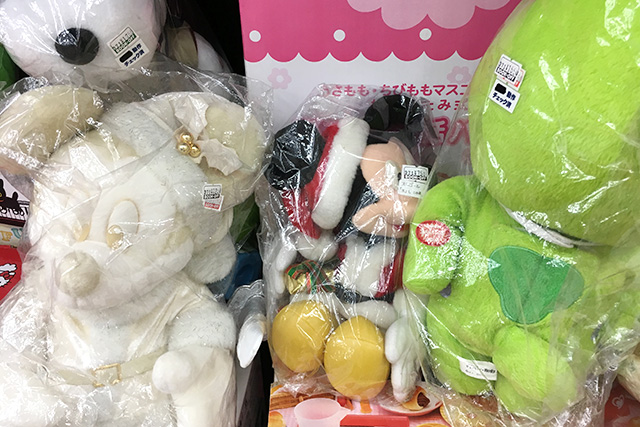 リサイクルショップで手に入れたぬいぐるみ