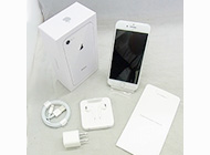 iPhone 8 64G SIMフリー