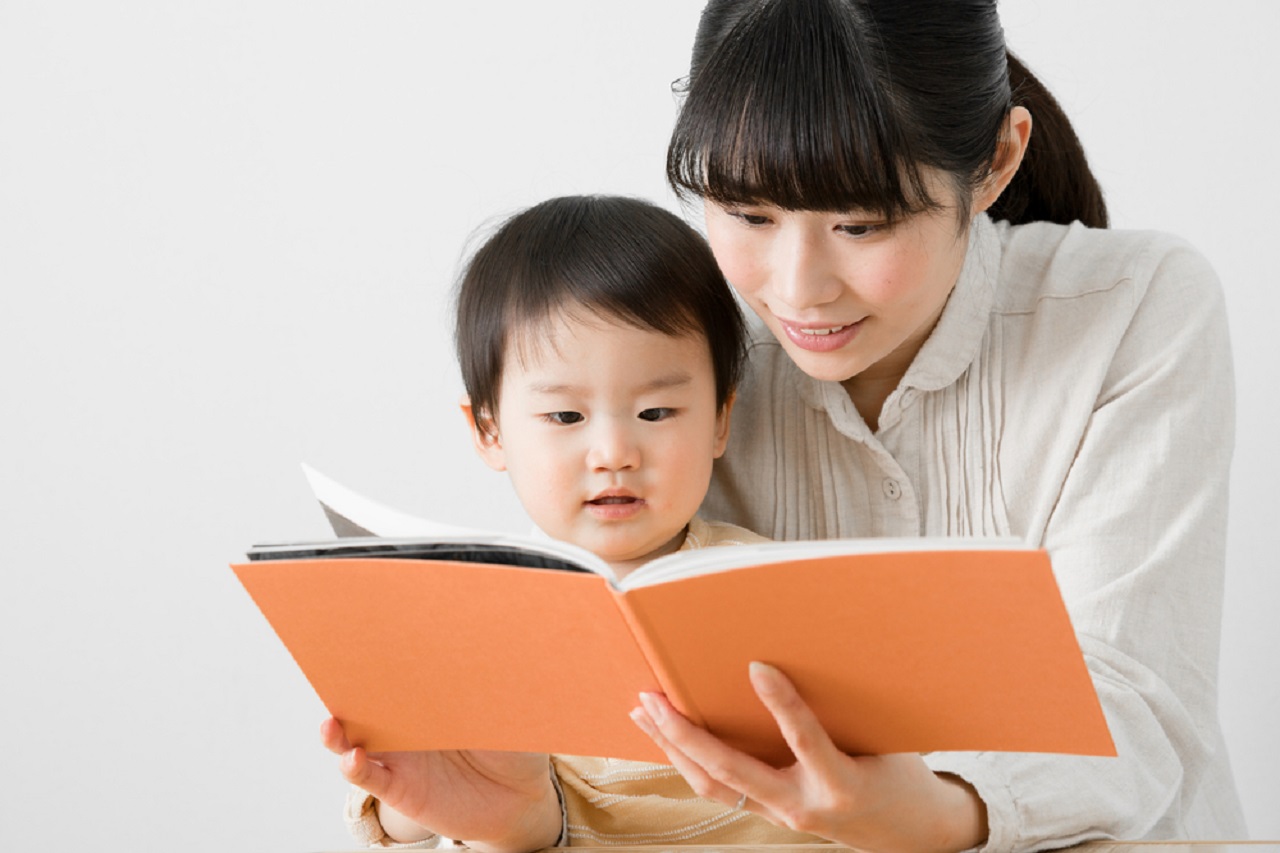 絵本は、子どもだけの本? 大人にも絵本がある生活を♪